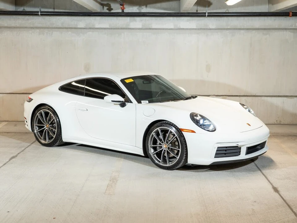 2024 Porsche 992 Carrera - Image 8 of 25