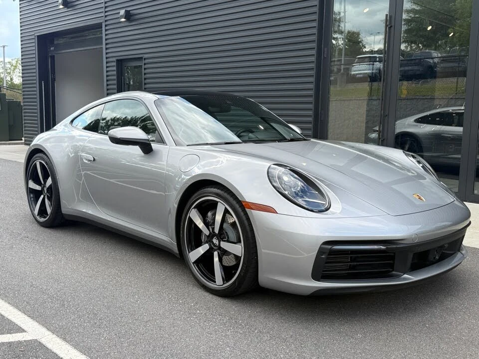 2024 Porsche 992 Carrera - Image 9 of 25
