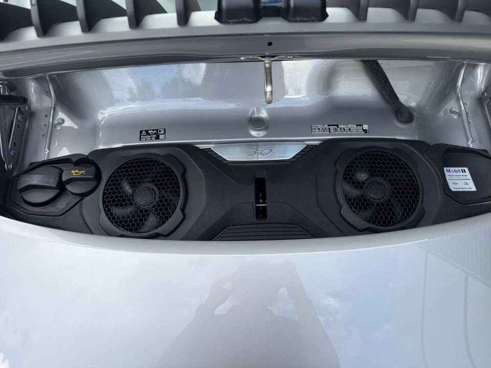 2024 Porsche 992 Carrera - Image 17 of 25