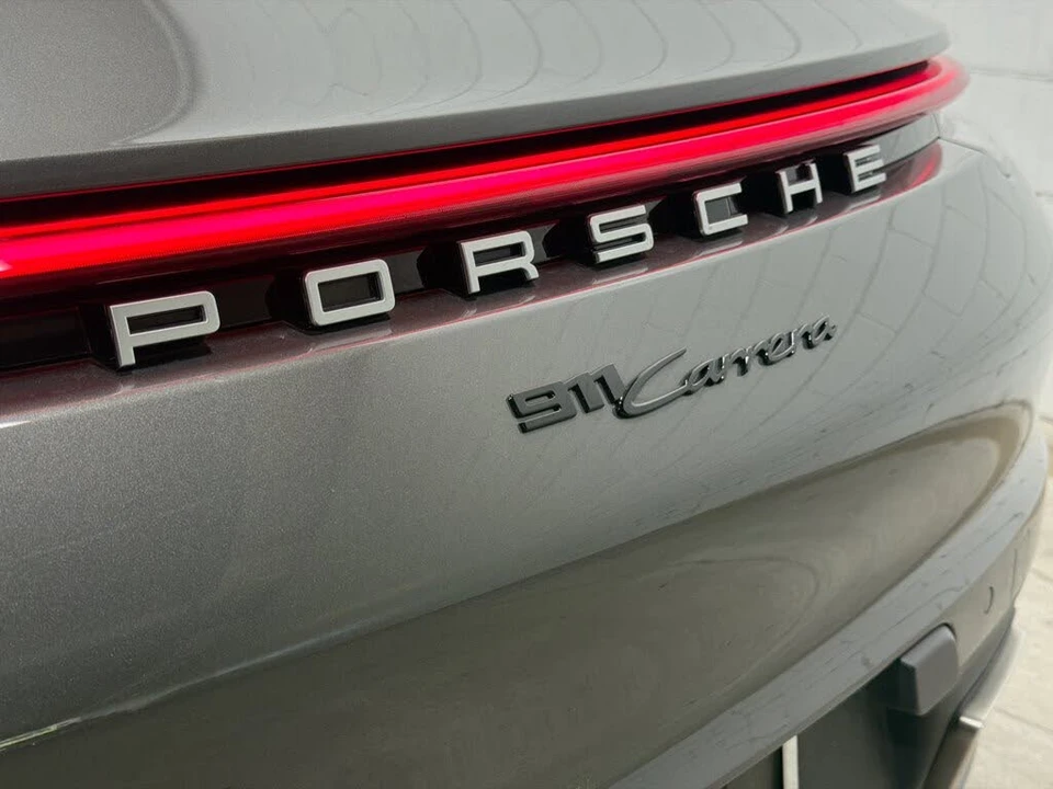 2024 Porsche 992 Carrera - Image 12 of 31