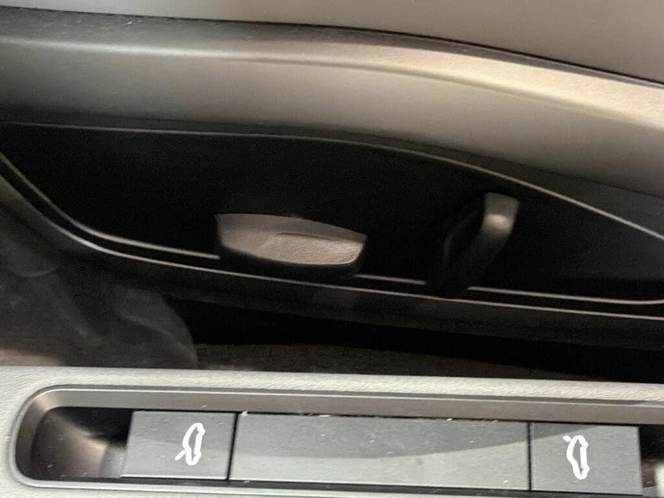2024 Porsche 992 Carrera - Image 23 of 31