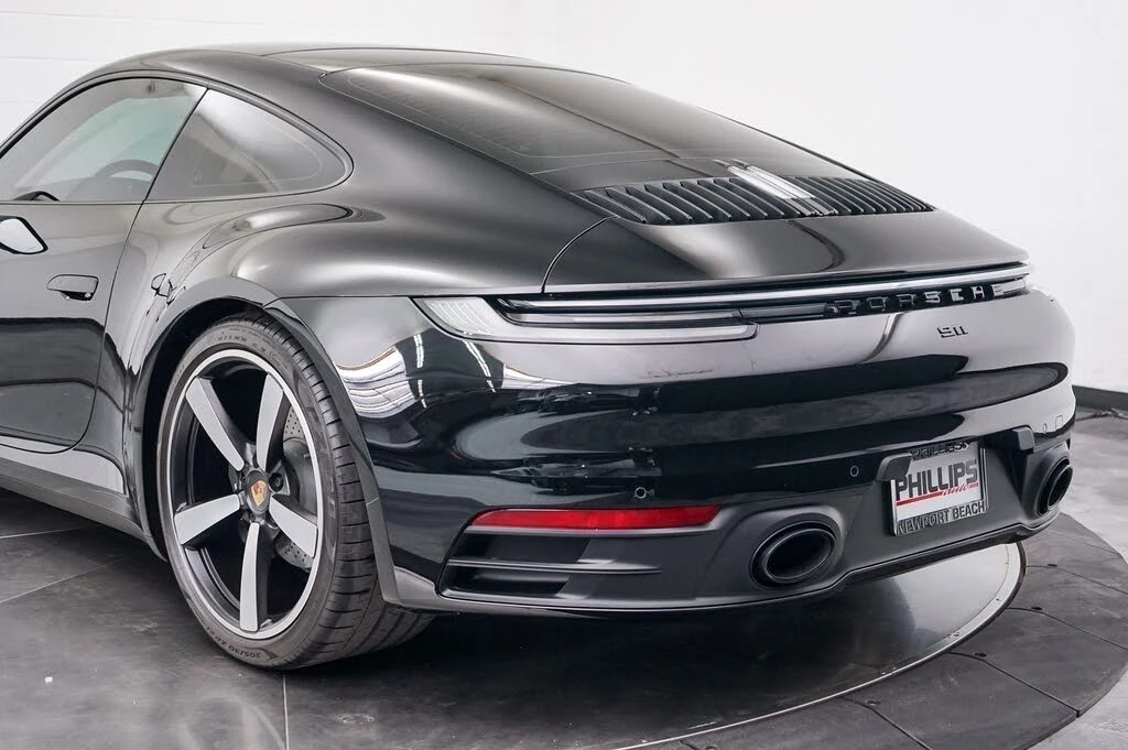 2024 Porsche 992 Carrera - Image 12 of 31