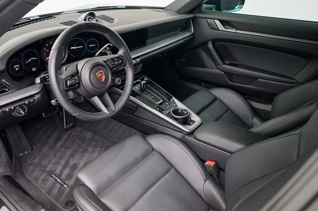 2024 Porsche 992 Carrera - Image 21 of 31