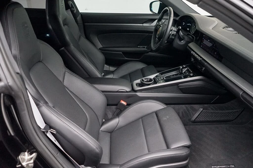 2024 Porsche 992 Carrera - Image 22 of 31