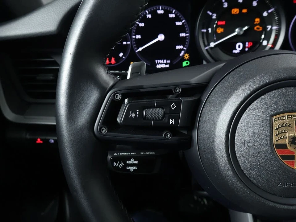 2024 Porsche 992 Carrera - Image 14 of 31