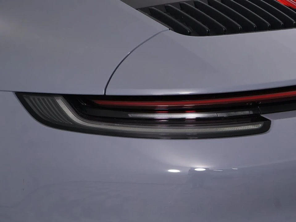 2024 Porsche 992 Carrera - Image 21 of 31