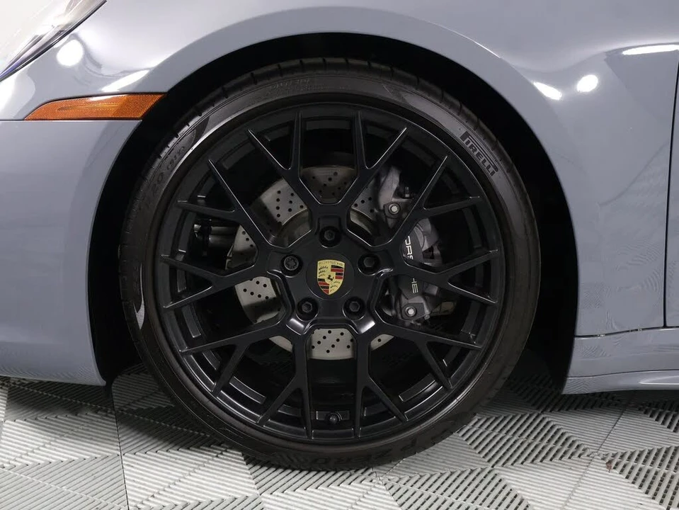 2024 Porsche 992 Carrera - Image 29 of 31