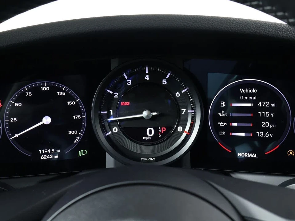 2024 Porsche 992 Carrera - Image 16 of 31