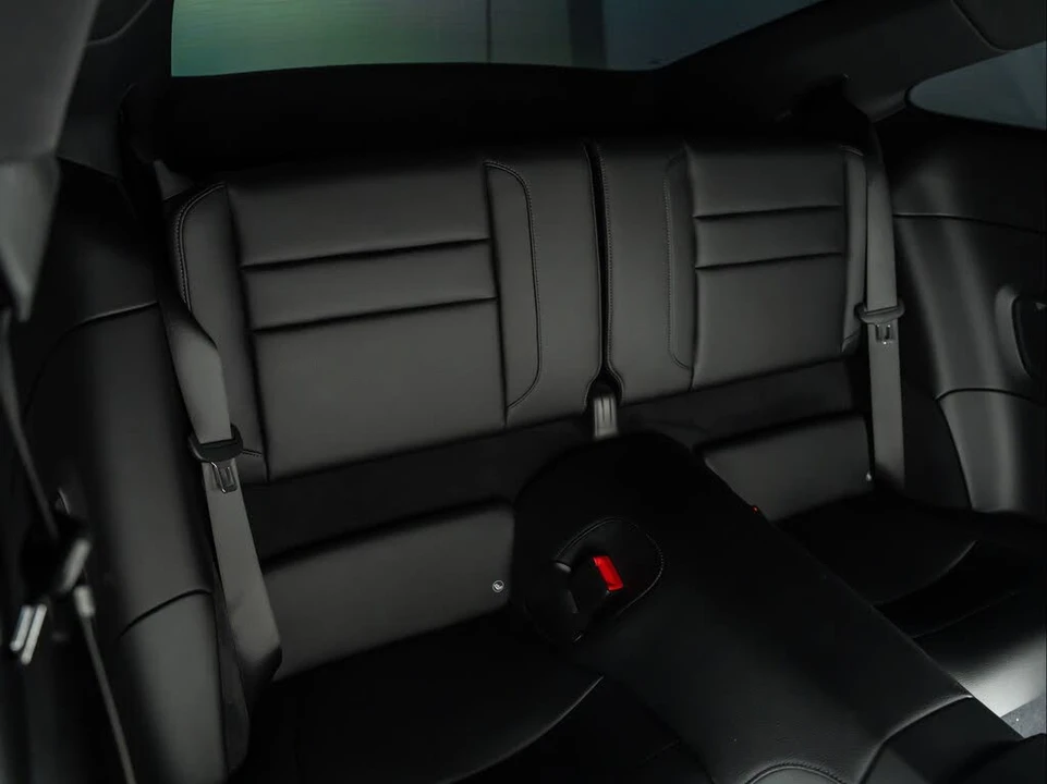 2024 Porsche 992 Carrera - Image 29 of 31