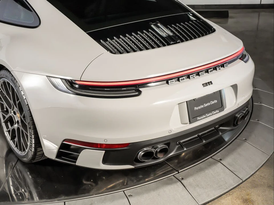 2024 Porsche 992 Carrera - Image 30 of 31