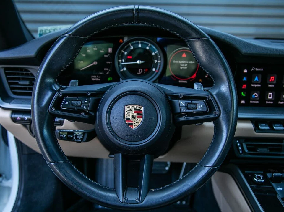 2024 Porsche 992 Carrera - Image 11 of 25