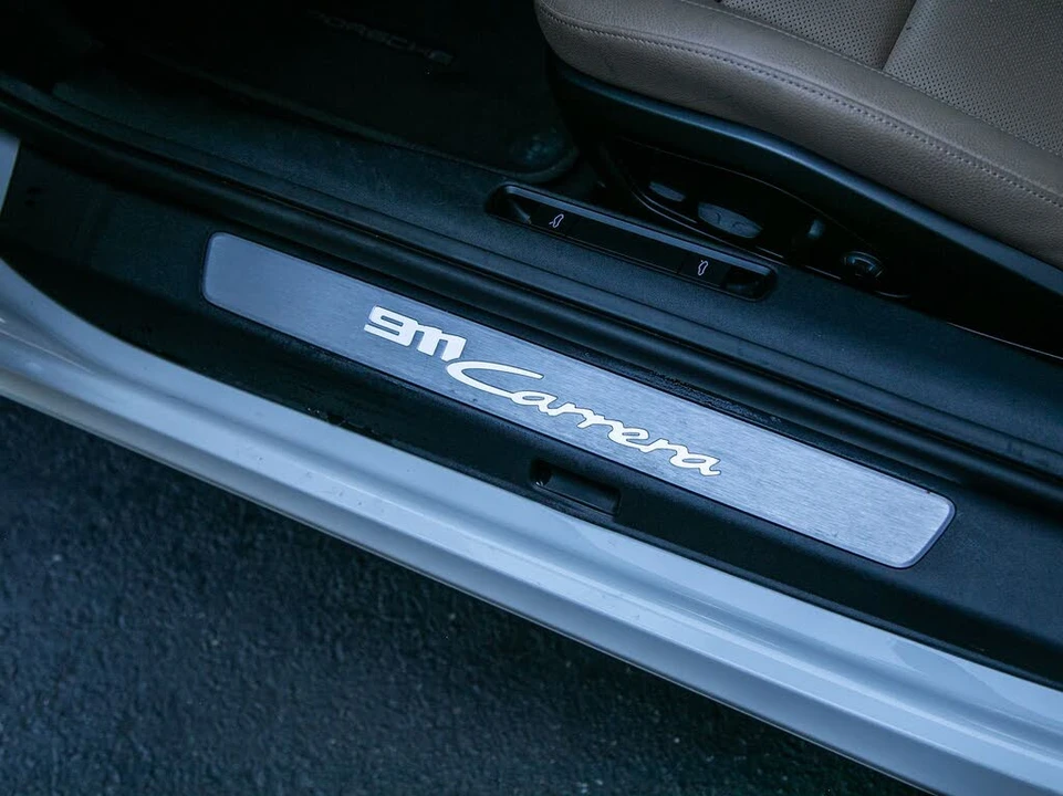 2024 Porsche 992 Carrera - Image 15 of 25