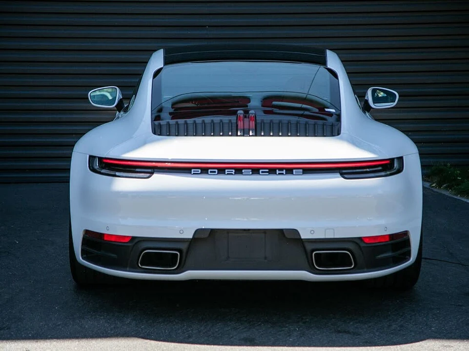 2024 Porsche 992 Carrera - Image 10 of 25