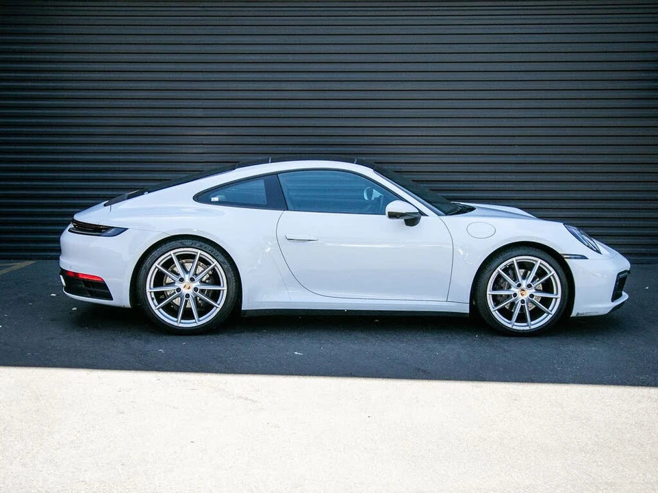 2024 Porsche 992 Carrera - Image 8 of 25