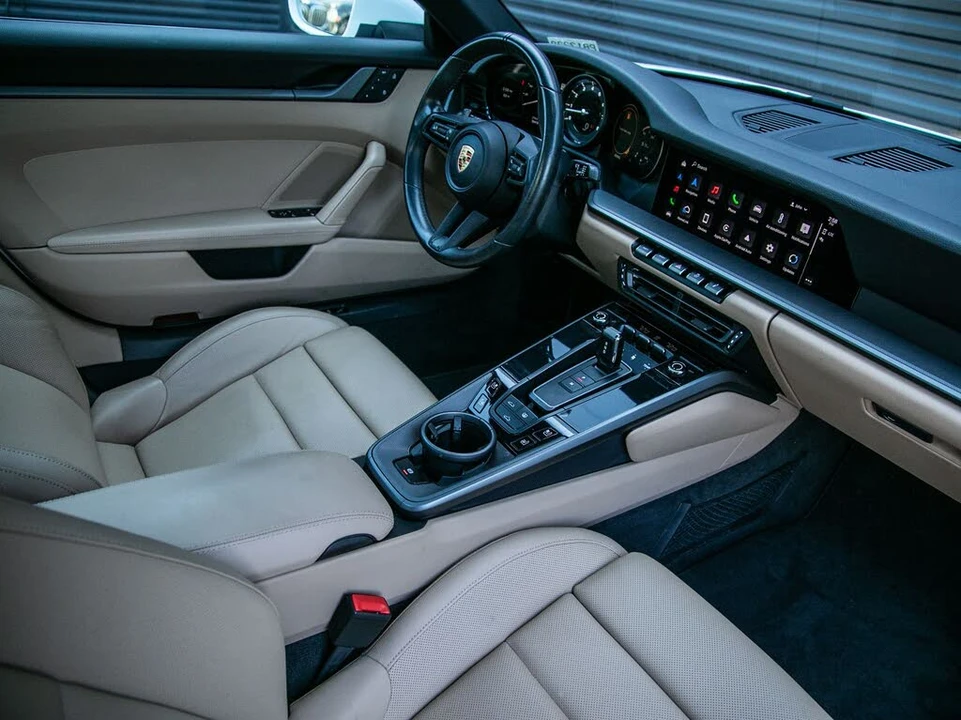 2024 Porsche 992 Carrera - Image 13 of 25