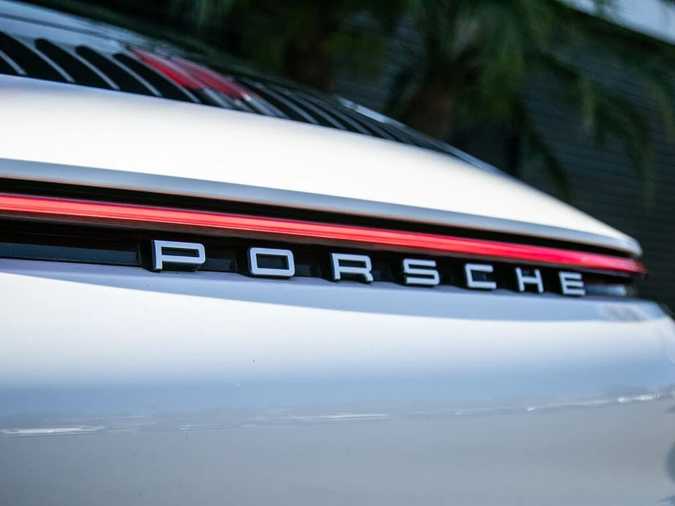 2024 Porsche 992 Carrera - Image 24 of 25