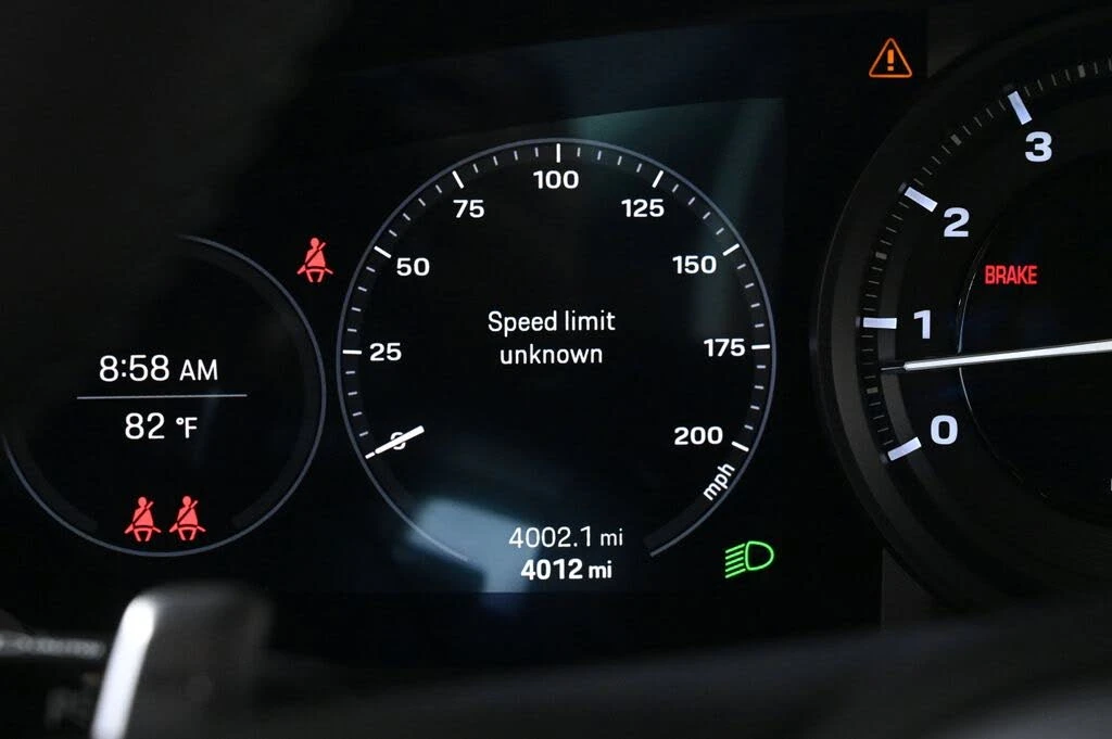 2024 Porsche 992 Carrera - Image 14 of 26