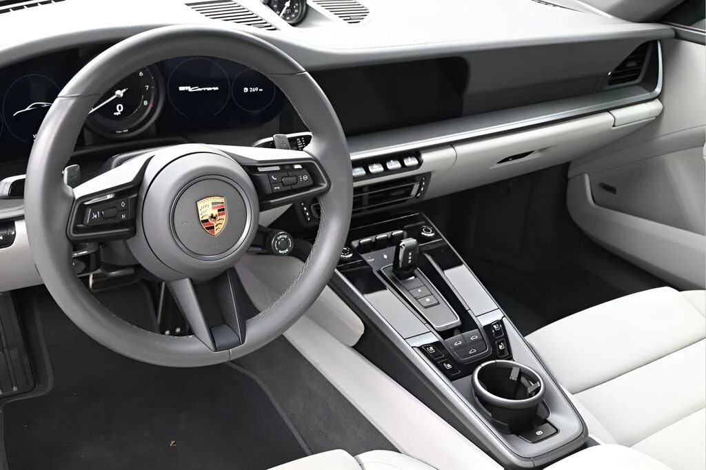 2024 Porsche 992 Carrera - Image 7 of 31