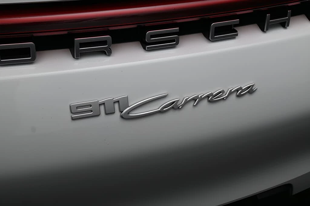 2024 Porsche 992 Carrera - Image 8 of 31