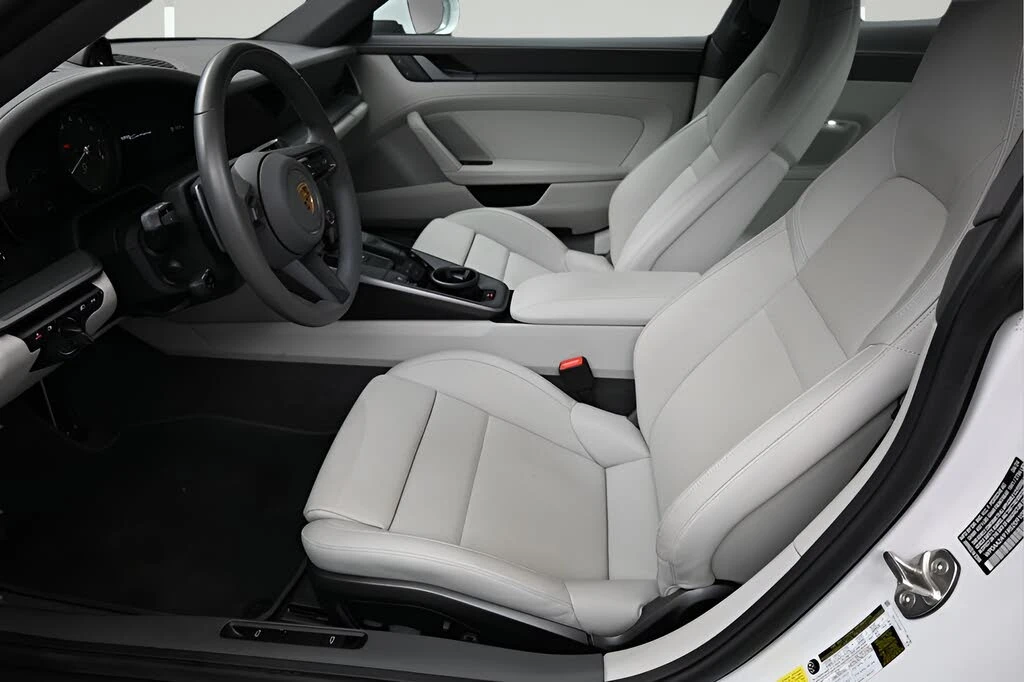 2024 Porsche 992 Carrera - Image 5 of 31