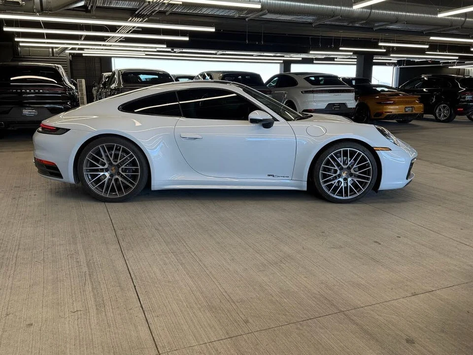 2024 Porsche 992 Carrera - Image 5 of 8