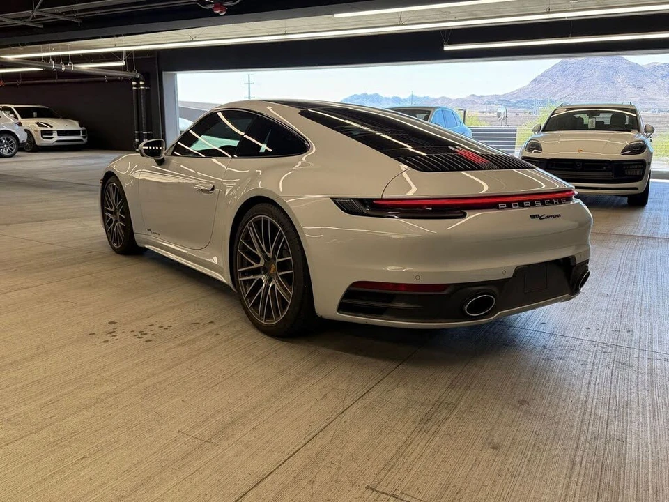 2024 Porsche 992 Carrera - Image 3 of 8