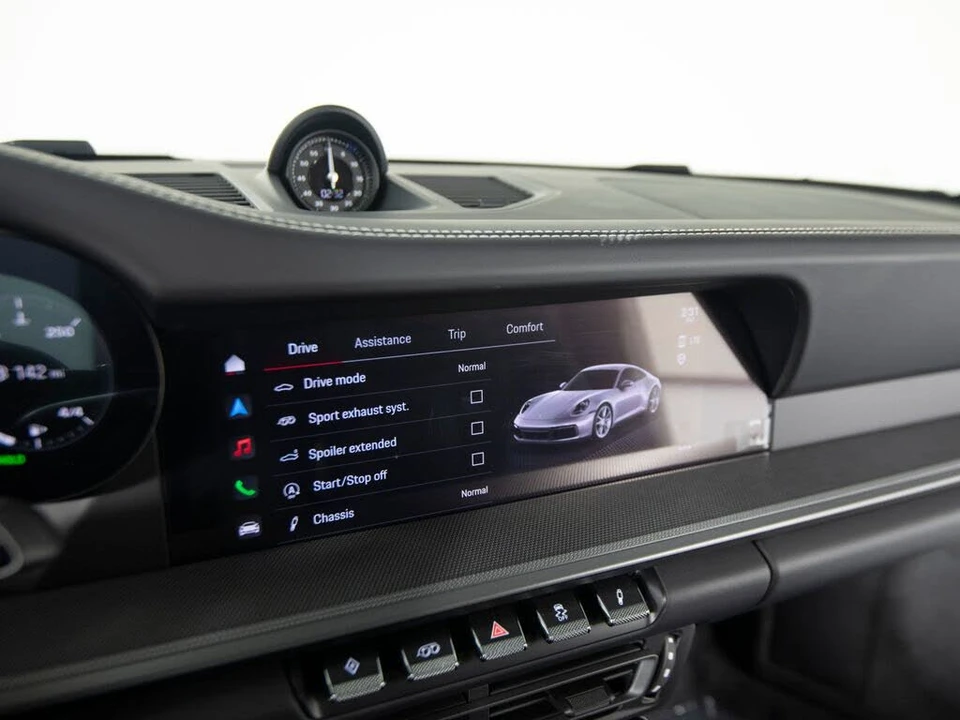 2024 Porsche 992 Carrera - Image 24 of 31
