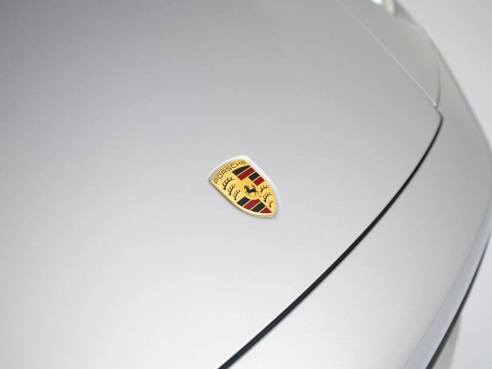 2024 Porsche 992 Carrera - Image 14 of 31
