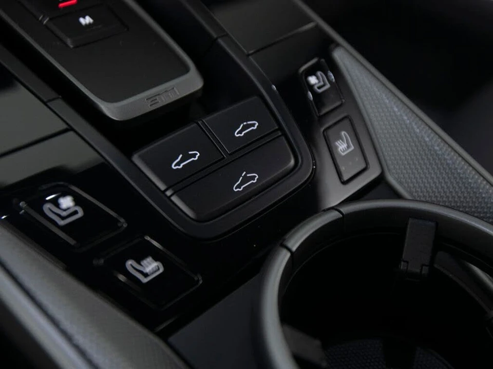 2024 Porsche 992 Carrera - Image 30 of 31