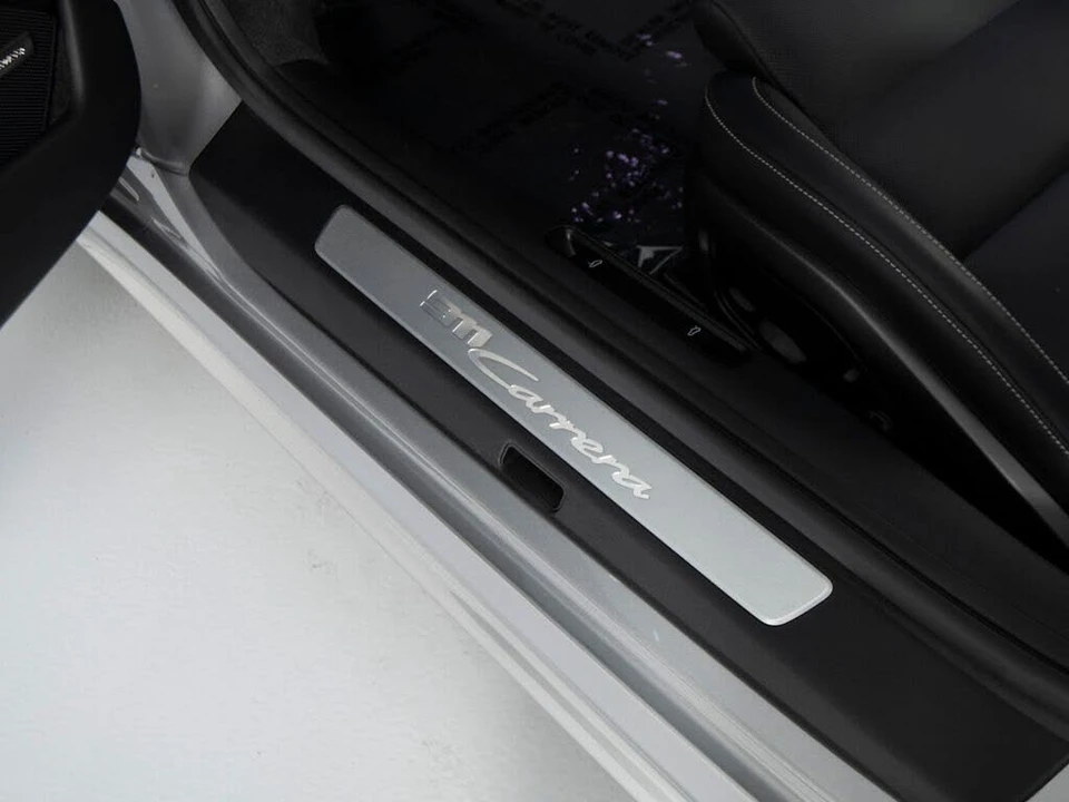 2024 Porsche 992 Carrera - Image 22 of 31