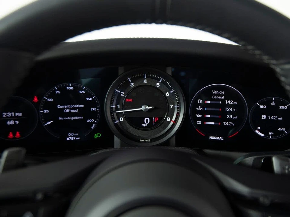 2024 Porsche 992 Carrera - Image 23 of 31