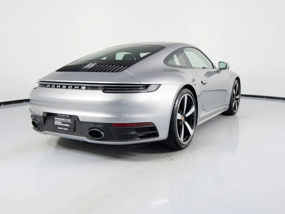 2024 Porsche 992 Carrera - Image 10 of 31