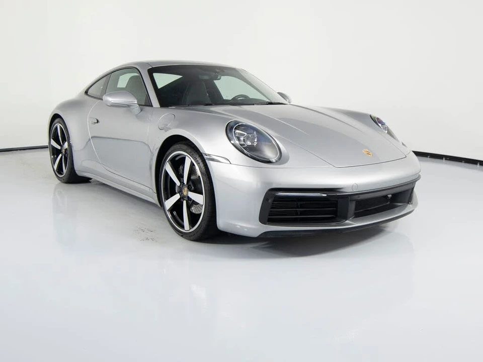 2024 Porsche 992 Carrera - Image 12 of 31