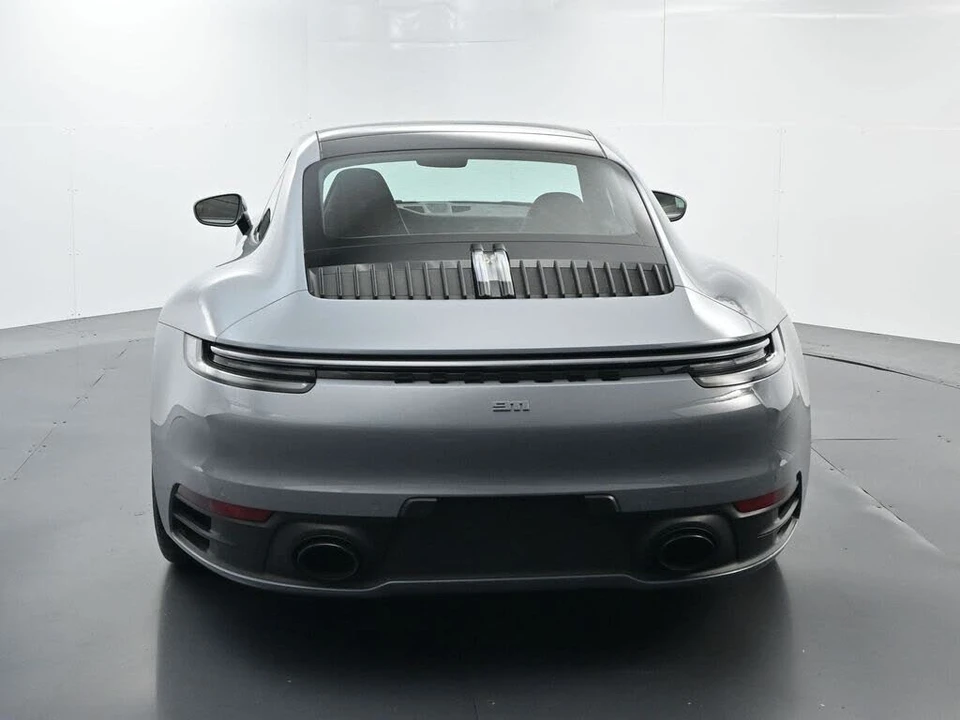 2024 Porsche 992 Carrera - Image 13 of 31