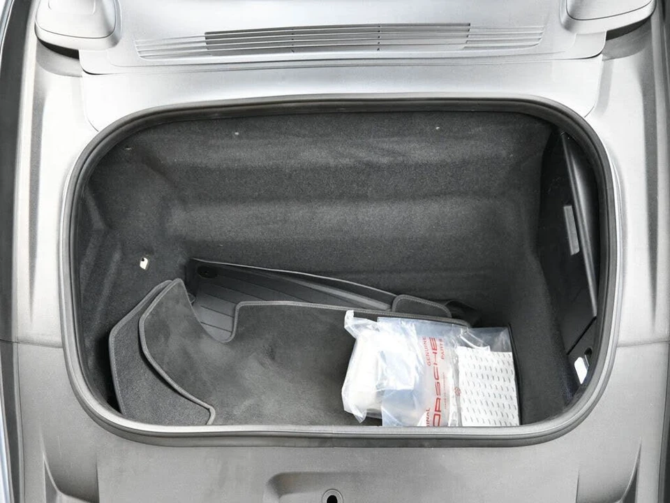 2024 Porsche 992 Carrera - Image 19 of 31