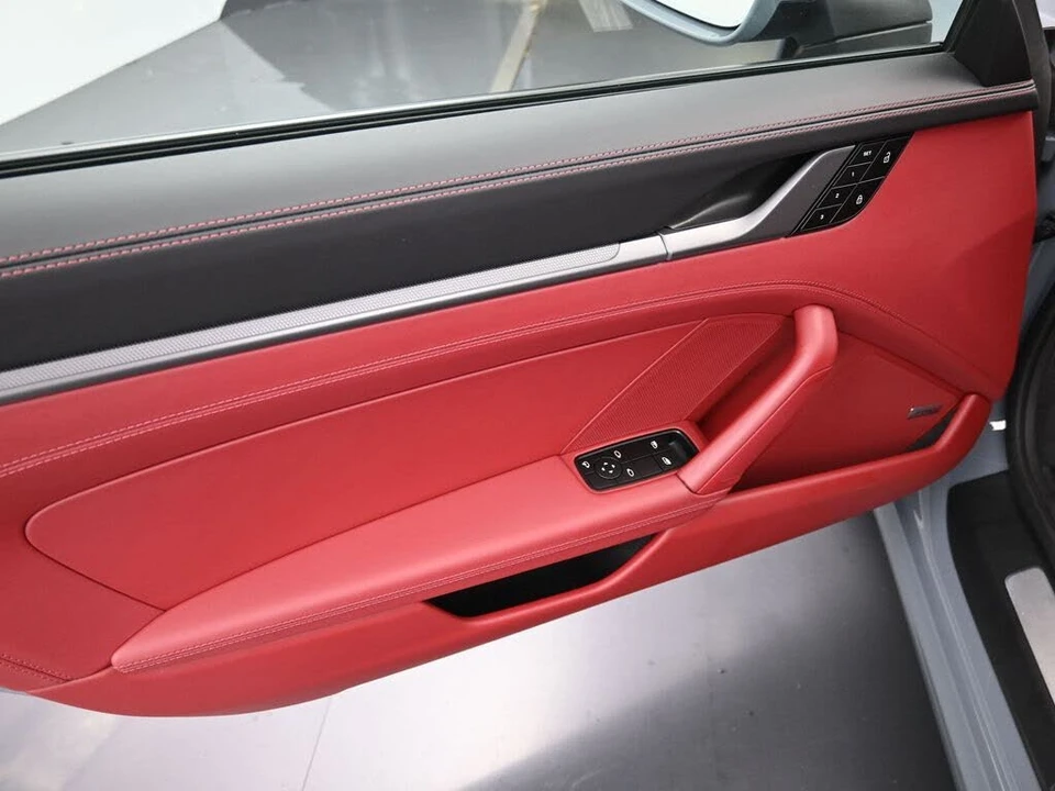 2024 Porsche 992 Carrera - Image 21 of 31