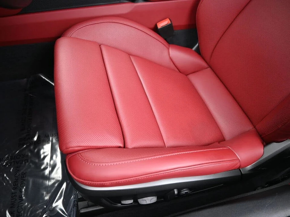 2024 Porsche 992 Carrera - Image 22 of 31