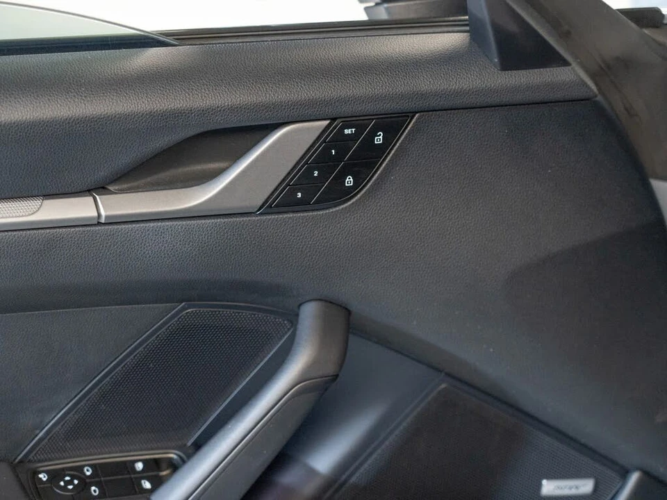 2024 Porsche 992 Carrera - Image 17 of 27