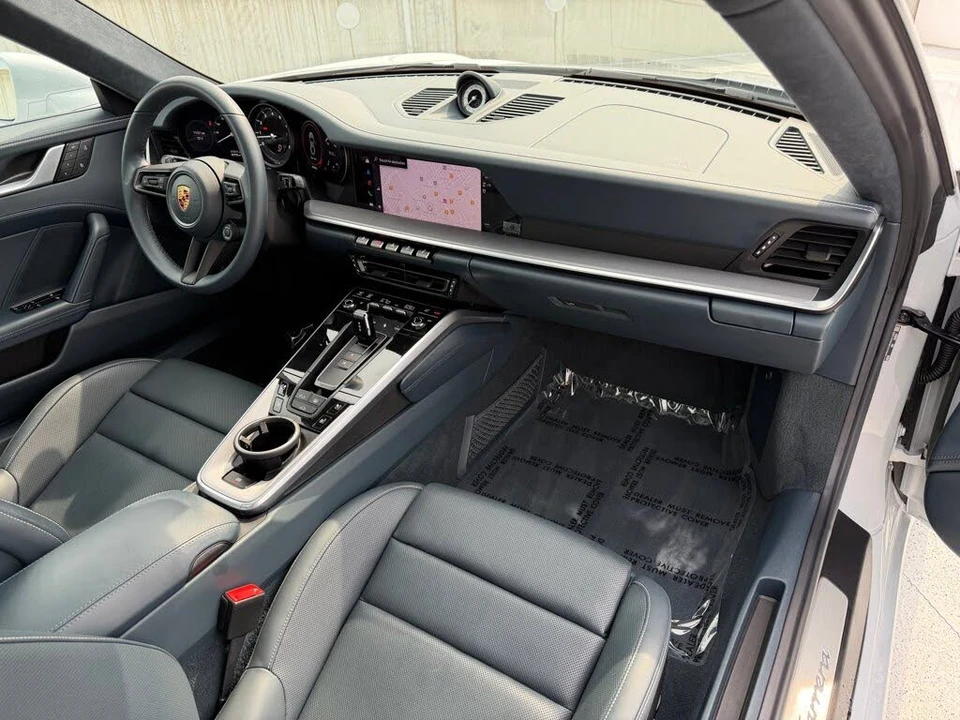 2024 Porsche 992 Carrera - Image 24 of 30