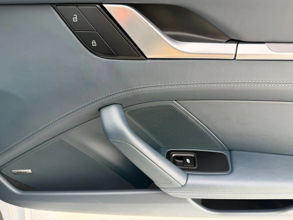 2024 Porsche 992 Carrera - Image 12 of 30