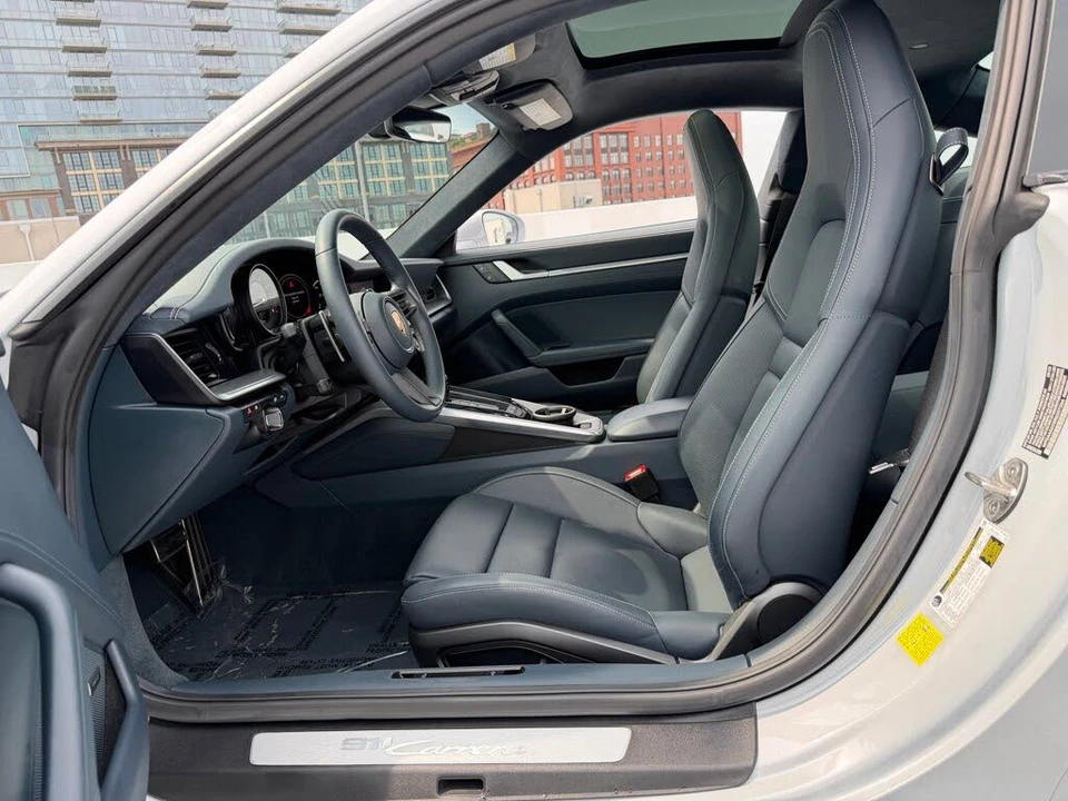 2024 Porsche 992 Carrera - Image 27 of 30