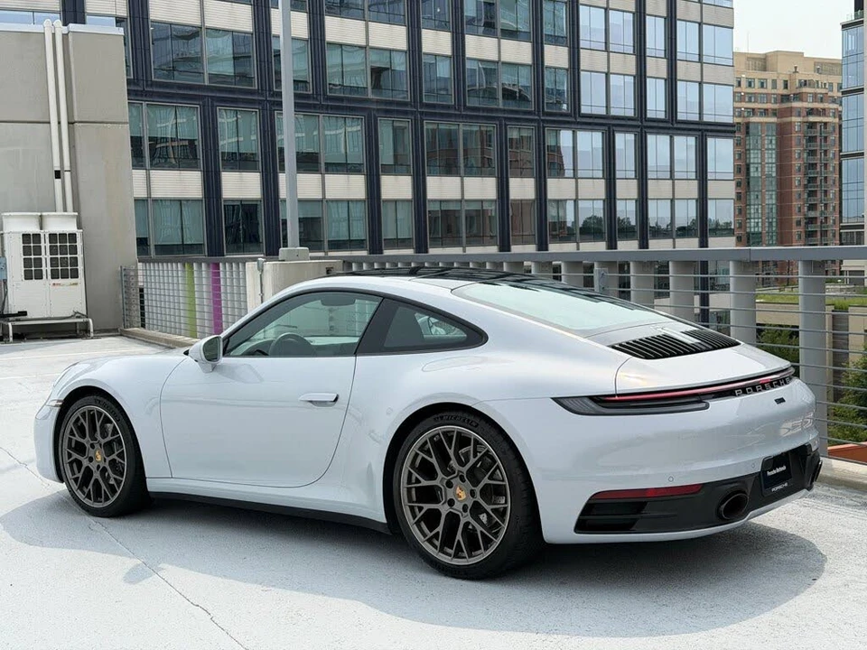2024 Porsche 992 Carrera - Image 3 of 30