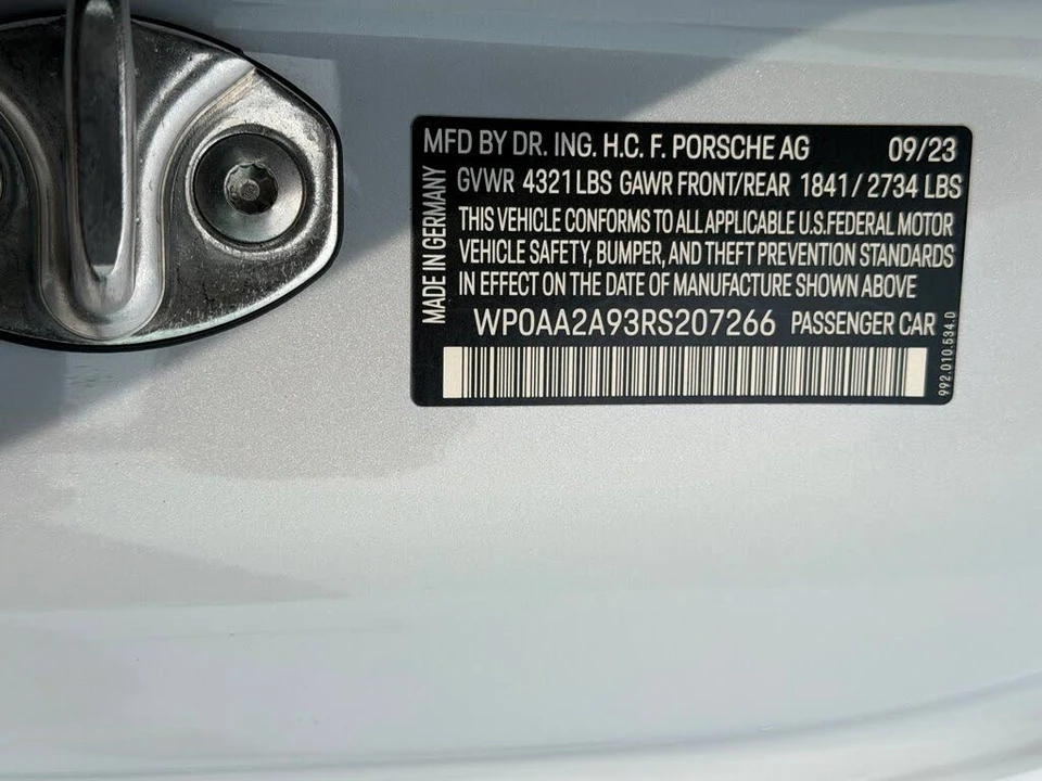 2024 Porsche 992 Carrera - Image 22 of 30