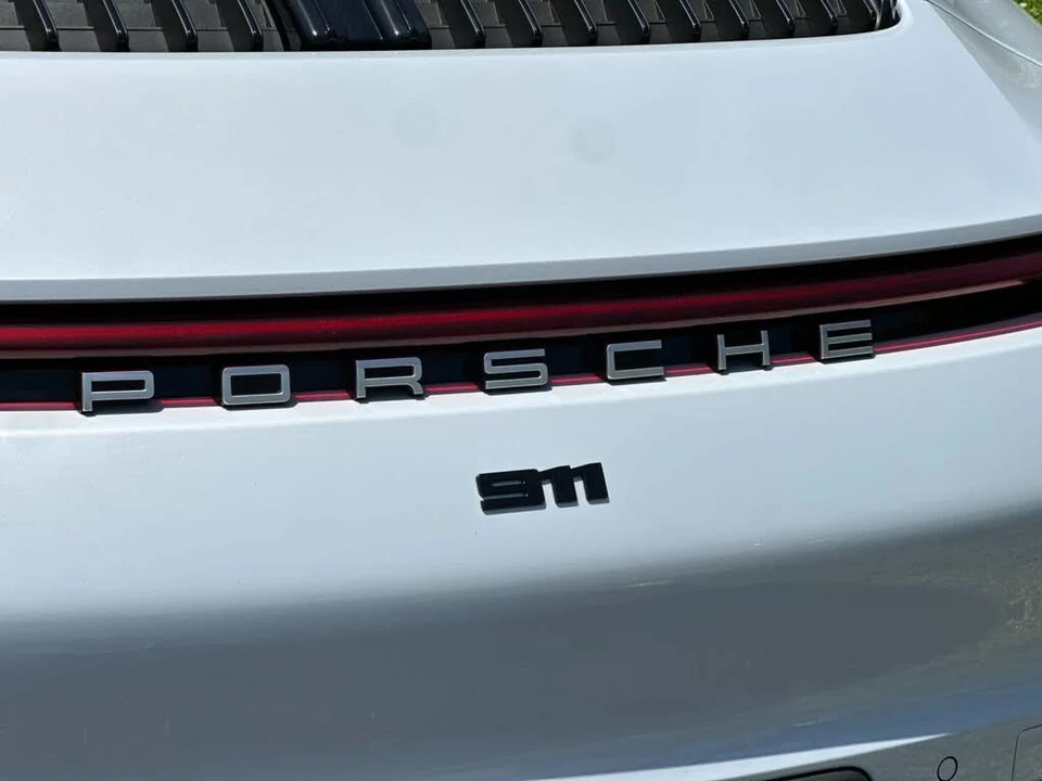 2024 Porsche 992 Carrera - Image 28 of 30