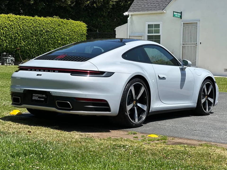 2024 Porsche 992 Carrera - Image 7 of 30