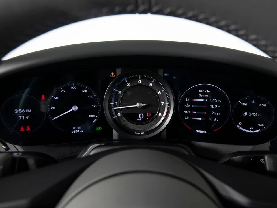 2024 Porsche 992 Carrera - Image 23 of 31