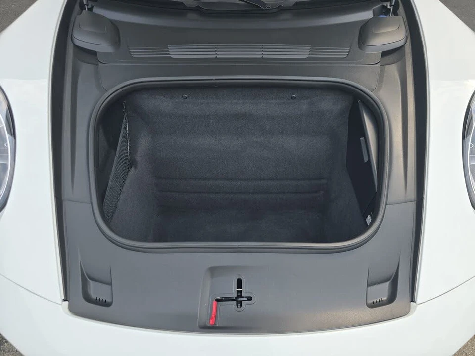 2024 Porsche 992 Carrera - Image 18 of 27
