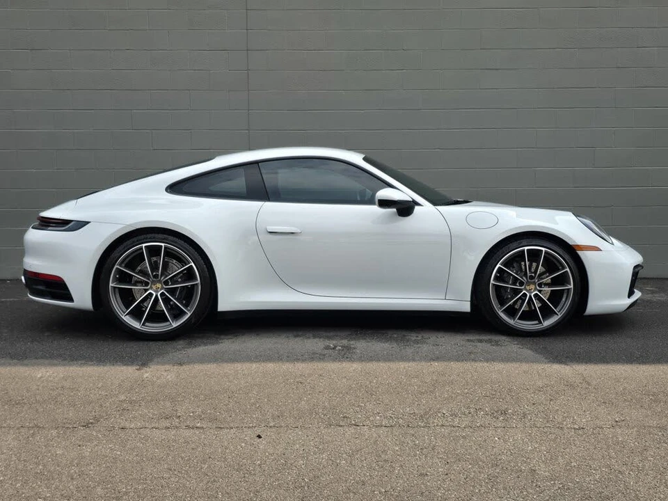 2024 Porsche 992 Carrera - Image 15 of 27