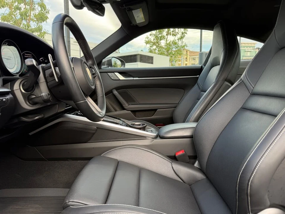 2024 Porsche 992 Carrera - Image 13 of 31