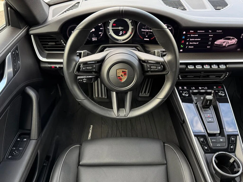 2024 Porsche 992 Carrera - Image 15 of 31
